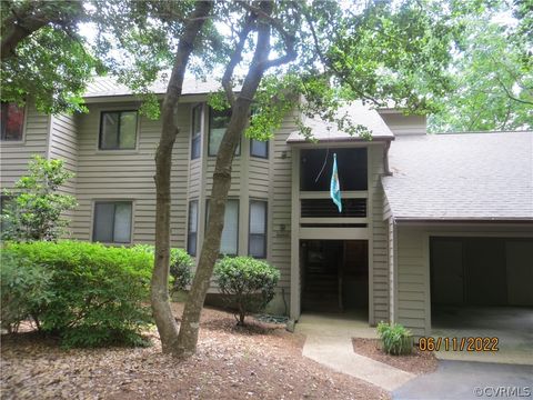 Photo of 63B Mariners Point Lane #63B, Hartfield, VA 23071 (MLS # 2232582) Photo of 63B Mariners Point Lane #63B, Hartfield, VA 23071 (MLS # 2232582)