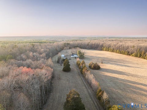 Tiny photo for 25805 N James Madison Highway, New Canton, VA 23123 (MLS # 2623505)