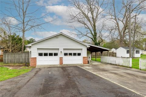 A home in Saluda