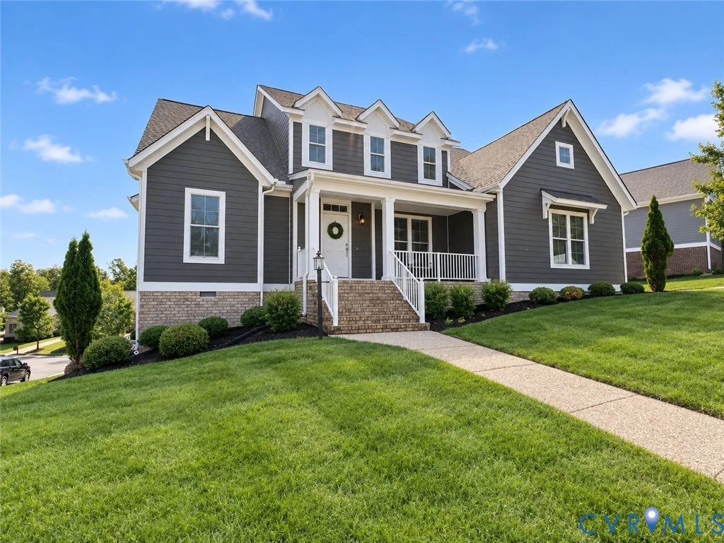 3825 Bircham Loop