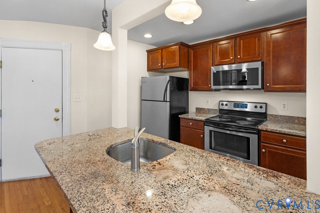 3020 Patterson Avenue U8