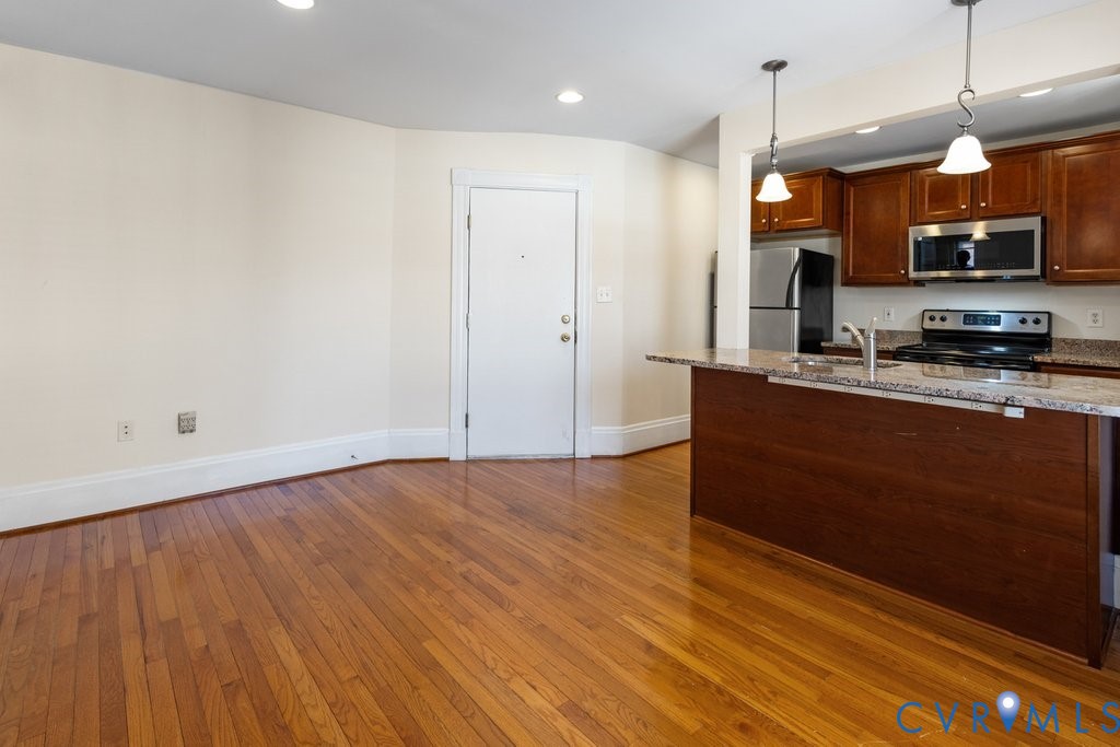 3020 Patterson Avenue U8