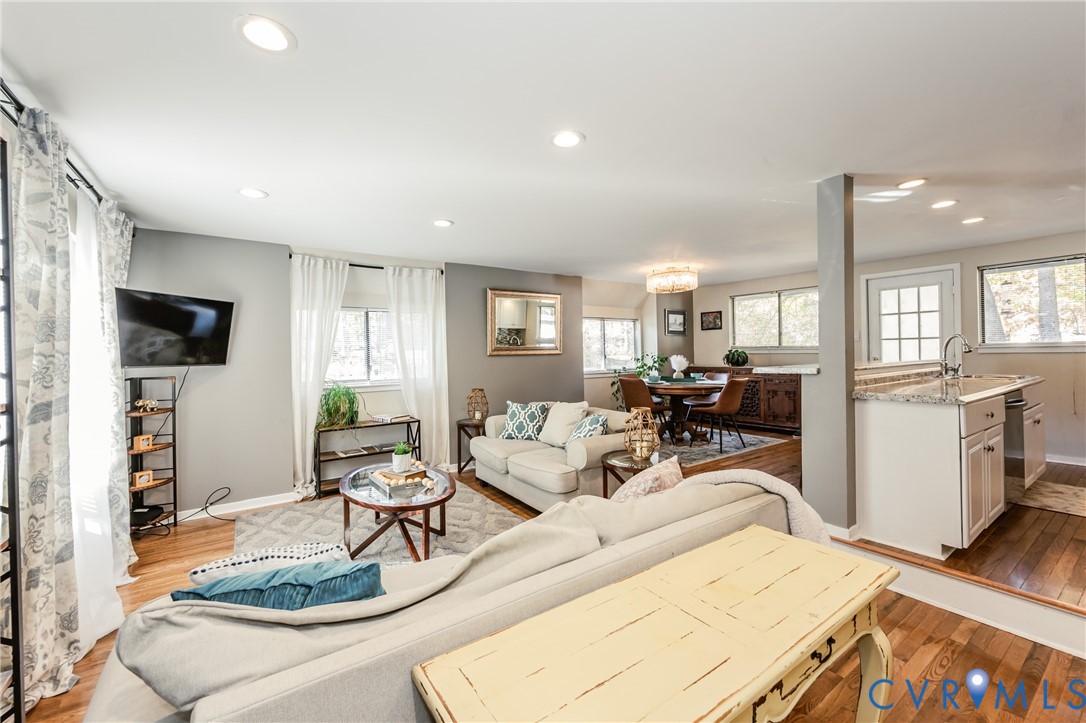 8330 Scottingham Drive