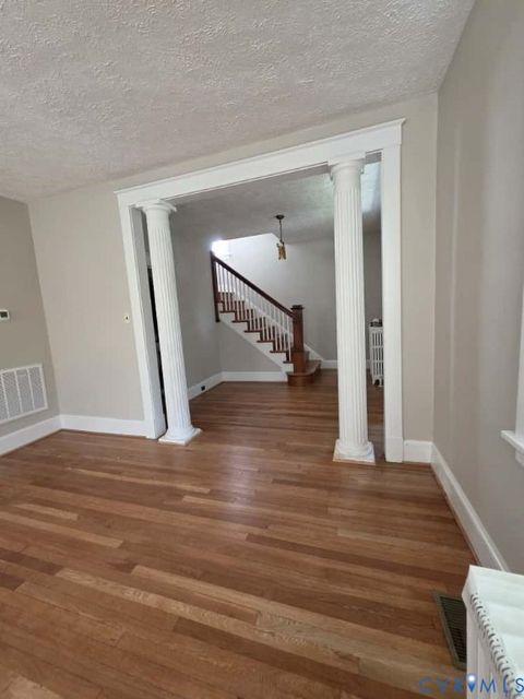 Tiny photo for 2702 Seminary Avenue, Richmond, VA 23220 (MLS # 2527511)