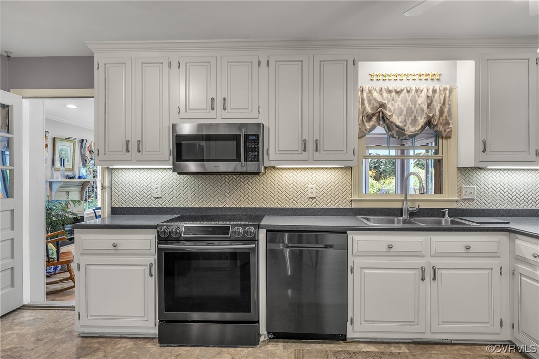 Henrico, Virginia 23238, United States, 4 Bedrooms Bedrooms, ,3 BathroomsBathrooms,Residential,Active,167033