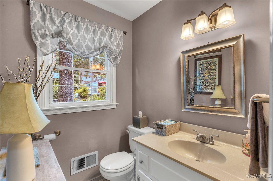 Henrico, Virginia 23238, United States, 4 Bedrooms Bedrooms, ,3 BathroomsBathrooms,Residential,Active,167033