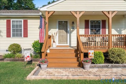 Tiny photo for 1025 Riverside Drive, Lanexa, VA 23089 (MLS # 2618664)