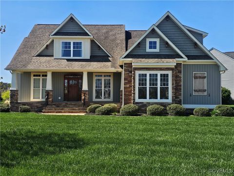 1631 N White Mountain Drive Chesterfield VA 23836