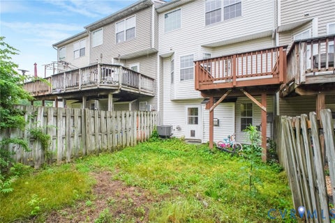 Tiny photo for 405 Donelson Loop, Stafford, VA 22554 (MLS # 2623525)