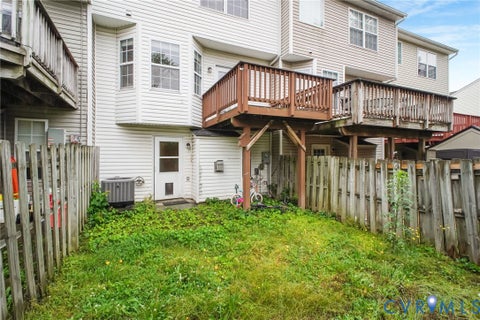 Tiny photo for 405 Donelson Loop, Stafford, VA 22554 (MLS # 2623525)