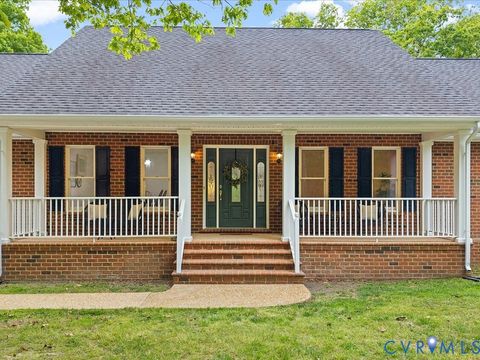 Photo of 6457 White Oak Ridge Drive, Mechanicsville, VA 23111 (MLS # 2610909)