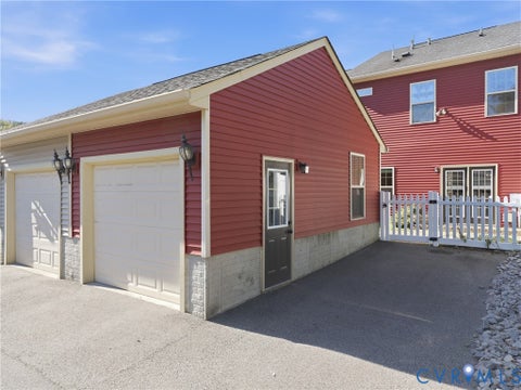 Tiny photo for 5612 Riverside Heights Way, Richmond, VA 23225 (MLS # 2627519)