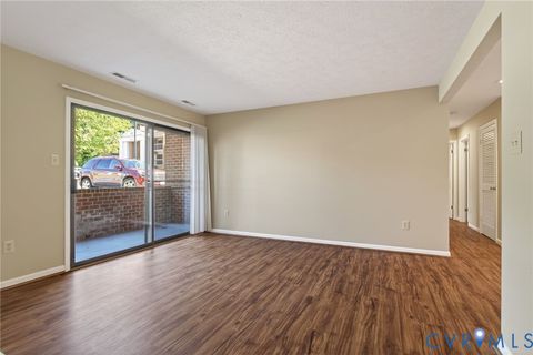 Tiny photo for 4008 Governors Square #1, Williamsburg, VA 23188 (MLS # 2611831)