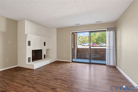 Tiny photo for 4008 Governors Square #1, Williamsburg, VA 23188 (MLS # 2611831)