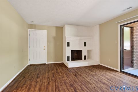 Tiny photo for 4008 Governors Square #1, Williamsburg, VA 23188 (MLS # 2611831)