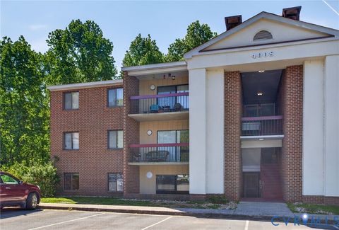 Photo of 4008 Governors Square #1, Williamsburg, VA 23188 (MLS # 2611831)