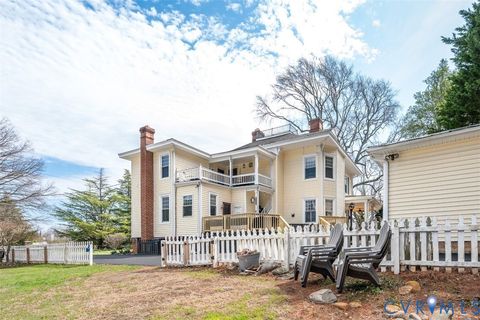 Tiny photo for 517 Longwood Avenue, Bedford, VA 24523 (MLS # 2608730)