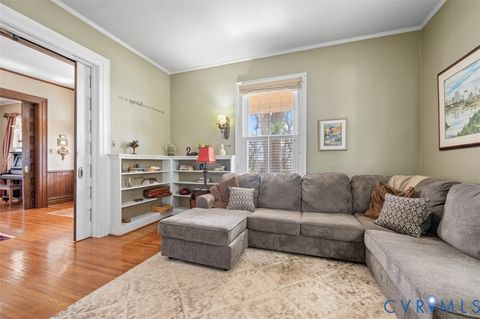 Tiny photo for 517 Longwood Avenue, Bedford, VA 24523 (MLS # 2608730)
