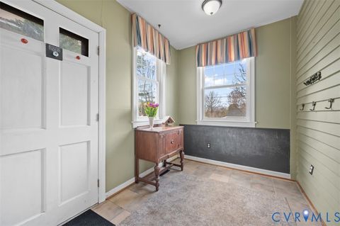 Tiny photo for 517 Longwood Avenue, Bedford, VA 24523 (MLS # 2608730)