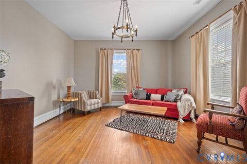 Tiny photo for 517 Longwood Avenue, Bedford, VA 24523 (MLS # 2608730)