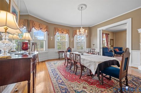 Tiny photo for 517 Longwood Avenue, Bedford, VA 24523 (MLS # 2608730)