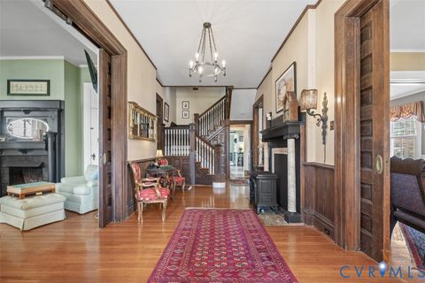 Tiny photo for 517 Longwood Avenue, Bedford, VA 24523 (MLS # 2608730)