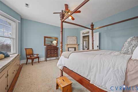 Tiny photo for 517 Longwood Avenue, Bedford, VA 24523 (MLS # 2608730)