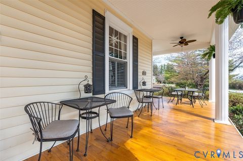 Tiny photo for 517 Longwood Avenue, Bedford, VA 24523 (MLS # 2608730)