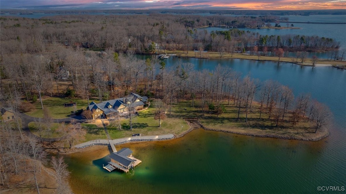 204 Loch Erie Way
