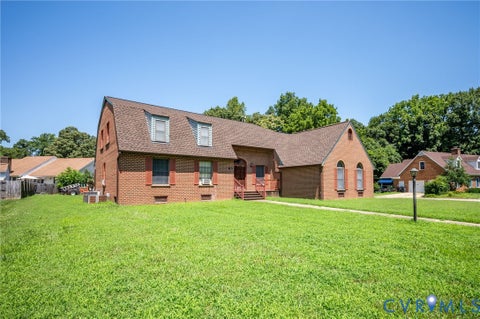Tiny photo for 164 Breezy Hill Drive, Colonial Heights, VA 23834 (MLS # 2618279)