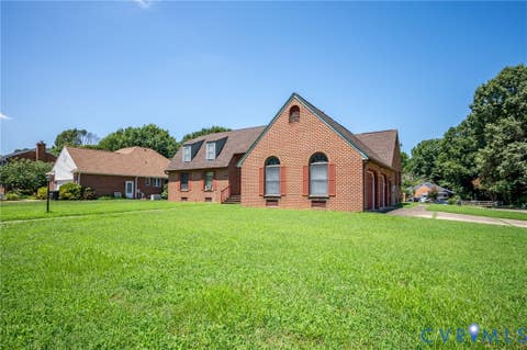 Tiny photo for 164 Breezy Hill Drive, Colonial Heights, VA 23834 (MLS # 2618279)