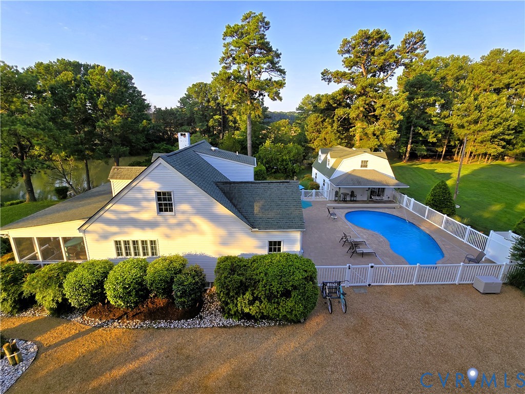 404 Myrtle Grove Lane