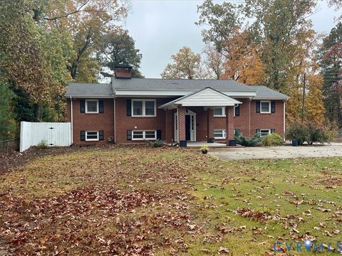 Photo of 104 Swift Creek Lane, Colonial Heights, VA 23834 (MLS # 2530580)