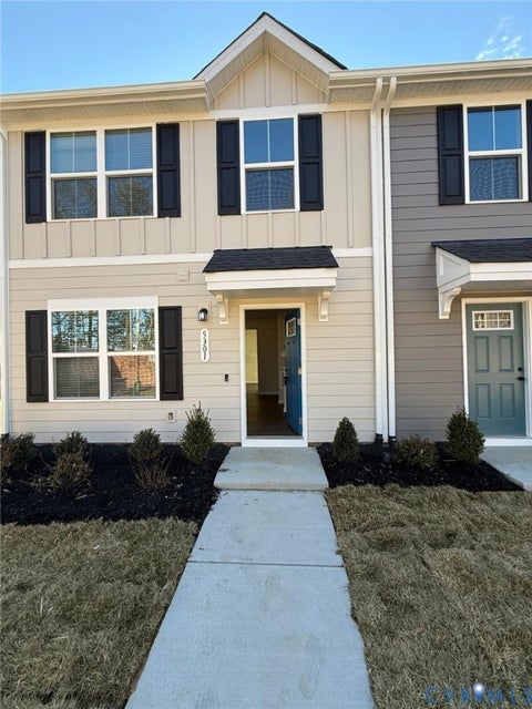 Tiny photo for 5409 Canterbury Ridge Way, Richmond, VA 23224 (MLS # 2623954)