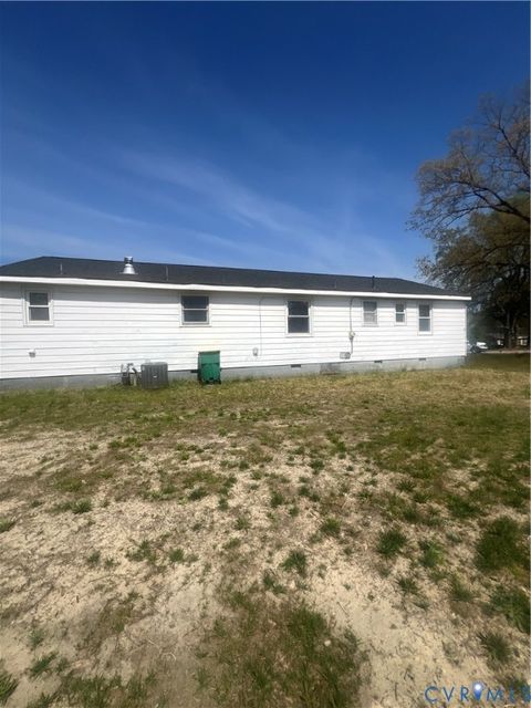 Tiny photo for 3000 Clark Street, Hopewell, VA 23860 (MLS # 2608290)