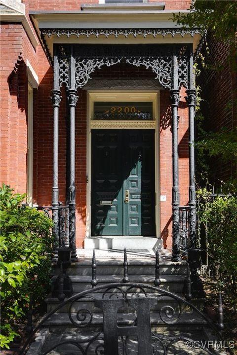 2200 E Grace Street Richmond VA 23223