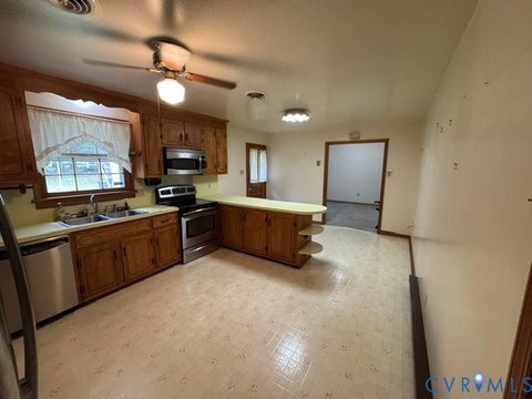 Tiny photo for 993 Venter Road, King William, VA 23009 (MLS # 2627021)