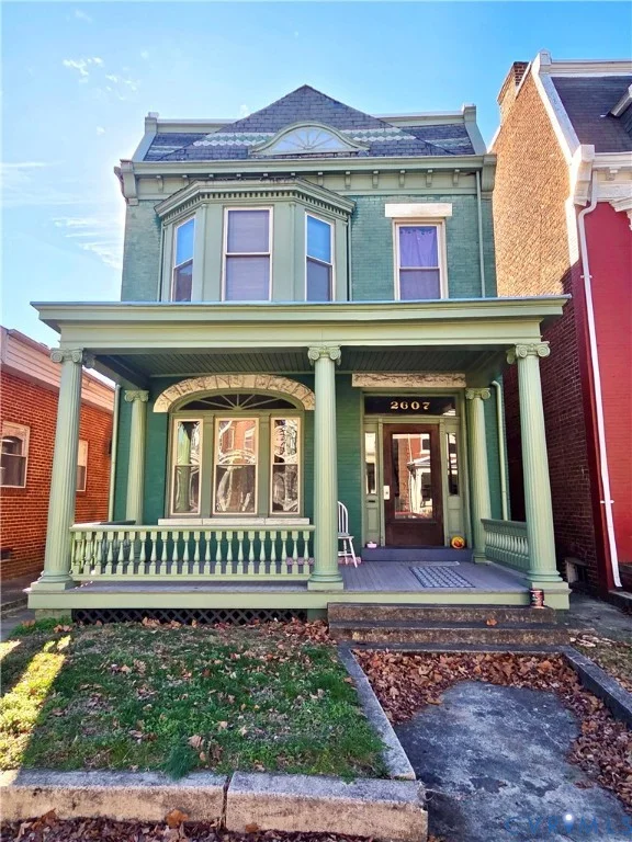 2607 W Grace Street
