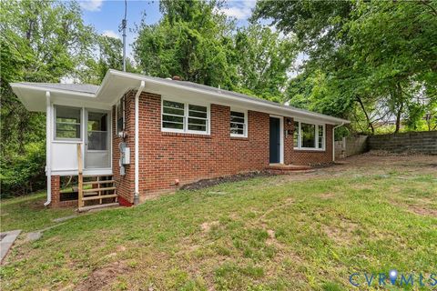 Tiny photo for 108 Vaughan Street, Farmville, VA 23901 (MLS # 2619182)