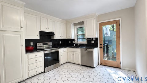 Tiny photo for 1401 Stone River Road, North Chesterfield, VA 23235 (MLS # 2626348)