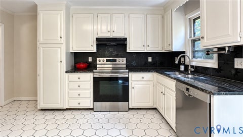 Tiny photo for 1401 Stone River Road, North Chesterfield, VA 23235 (MLS # 2626348)
