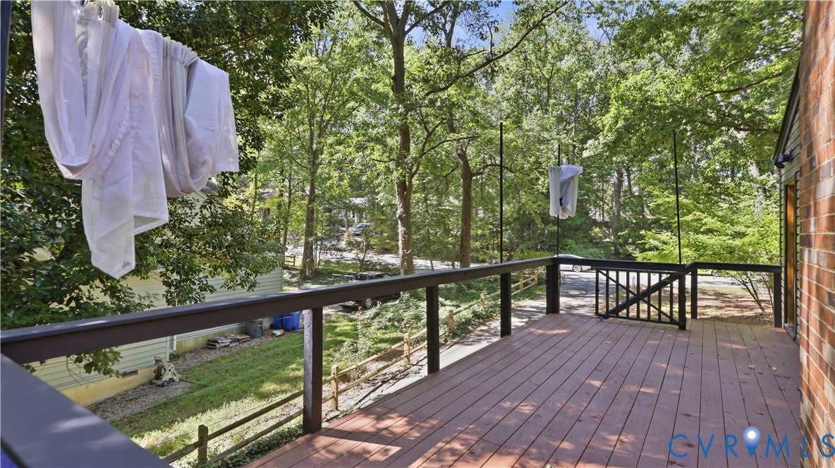 1401 Stone River Road