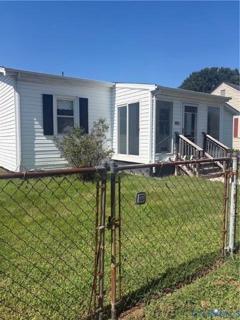 Tiny photo for 402 N 5th Avenue, Hopewell, VA 23860 (MLS # 2625591)