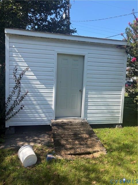 Tiny photo for 402 N 5th Avenue, Hopewell, VA 23860 (MLS # 2625591)
