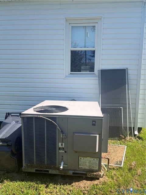 Tiny photo for 402 N 5th Avenue, Hopewell, VA 23860 (MLS # 2625591)