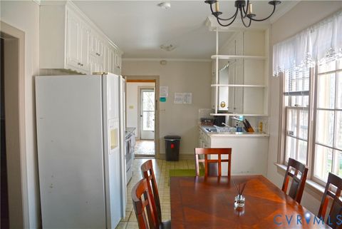 Tiny photo for 1104 High Street St, Farmville, VA 23901 (MLS # 2618113)