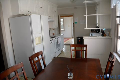 Tiny photo for 1104 High Street St, Farmville, VA 23901 (MLS # 2618113)