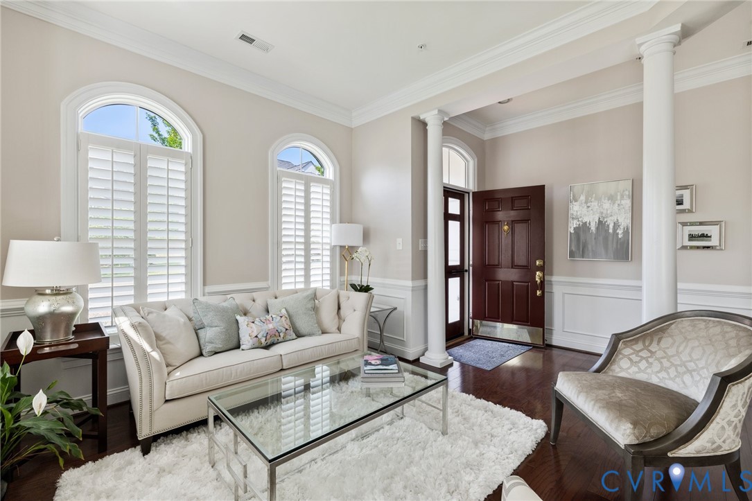 1134 Marney Court