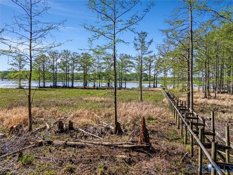 Tiny photo for 00 Turners Landing Road, Lanexa, VA 23089 (MLS # 2609207)