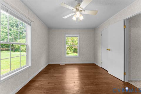 Tiny photo for 9174 Howardsville Road, Howardsville, VA 24562 (MLS # 2622390)